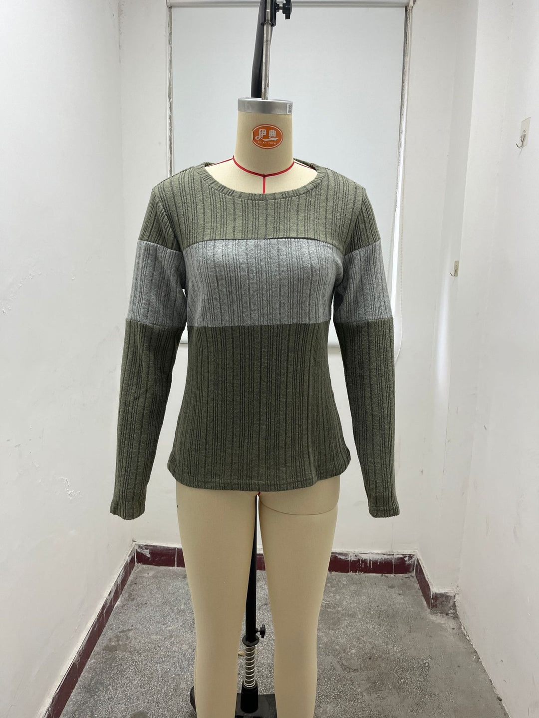 Women Ribbed Knit Long Sleeve Top Lune London