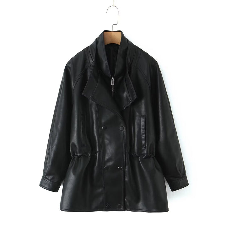 Trendy faux leather jacket for women with removable collar and practical pockets Lune London