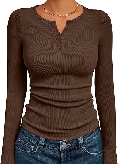 Fitted long sleeve shirt for women with button placket and rib structure Lune London