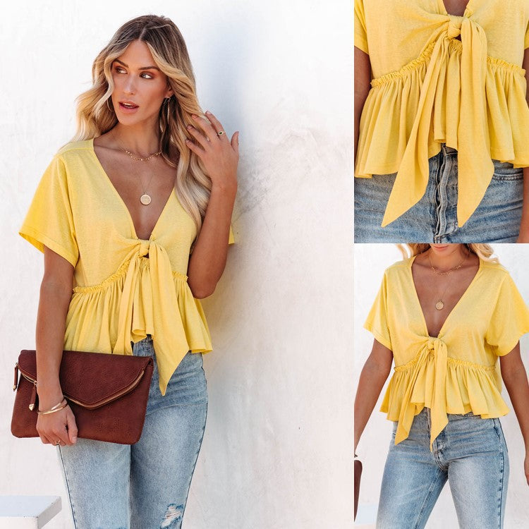 Blouse for women with a relaxed fit and gathers Lune London