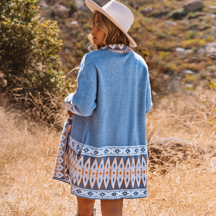 Cardigan pour femmes à manches longues avec motif géométrique et poches ouvertes Chic & Stil