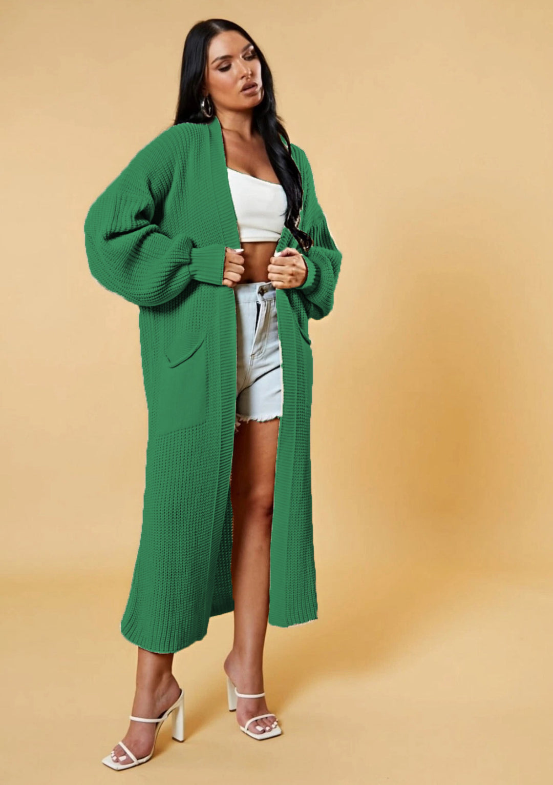 Cardigan long pour femmes en tricot avec design ouvert et poches pratiques Chic & Stil