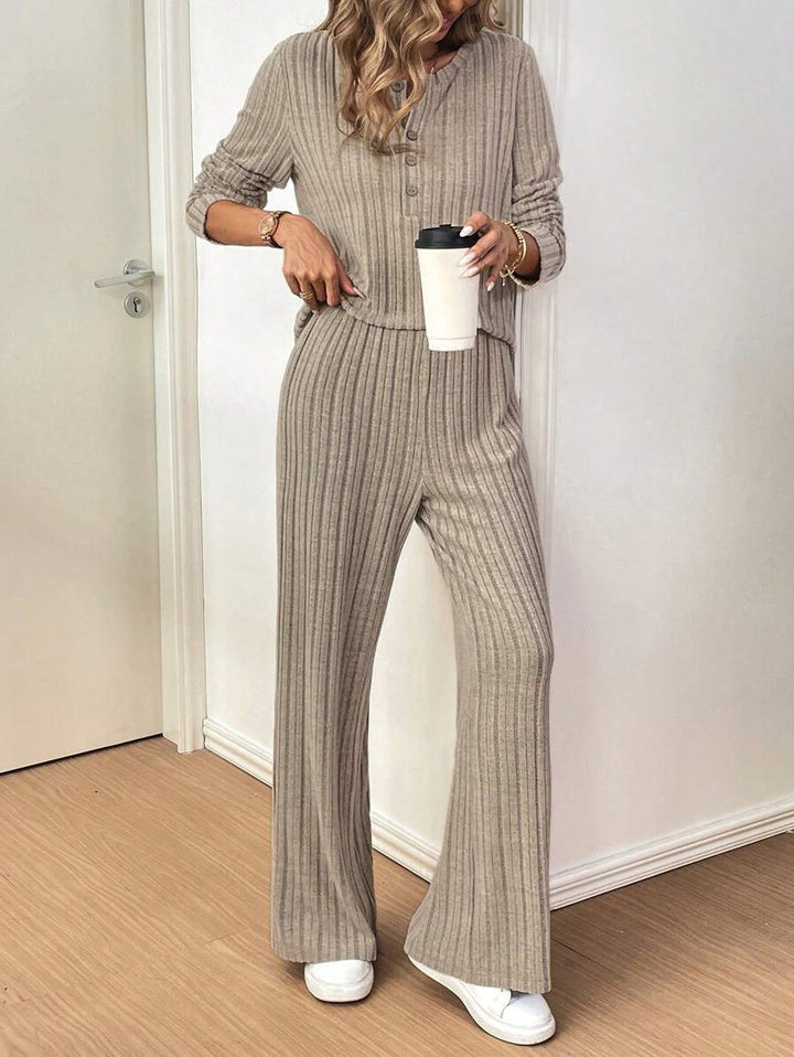 Casual set for women with textured rib pattern and button detail Lune London