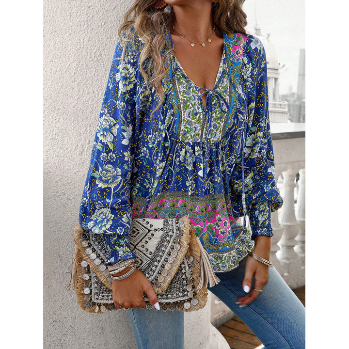 Lightweight women's blouse with floral pattern and detailed laces Lune London