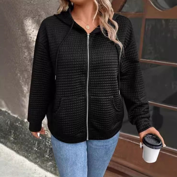 Cozy women's hoodie with zipper closure and textured design Lune London