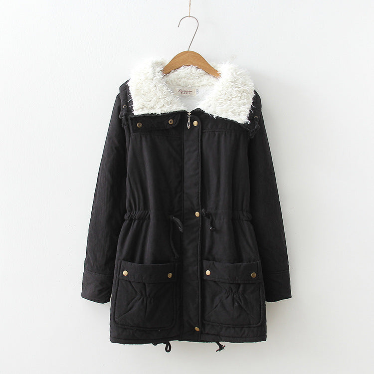 Women's winter coat, straight cut, with faux fur collar and practical pockets Lune London