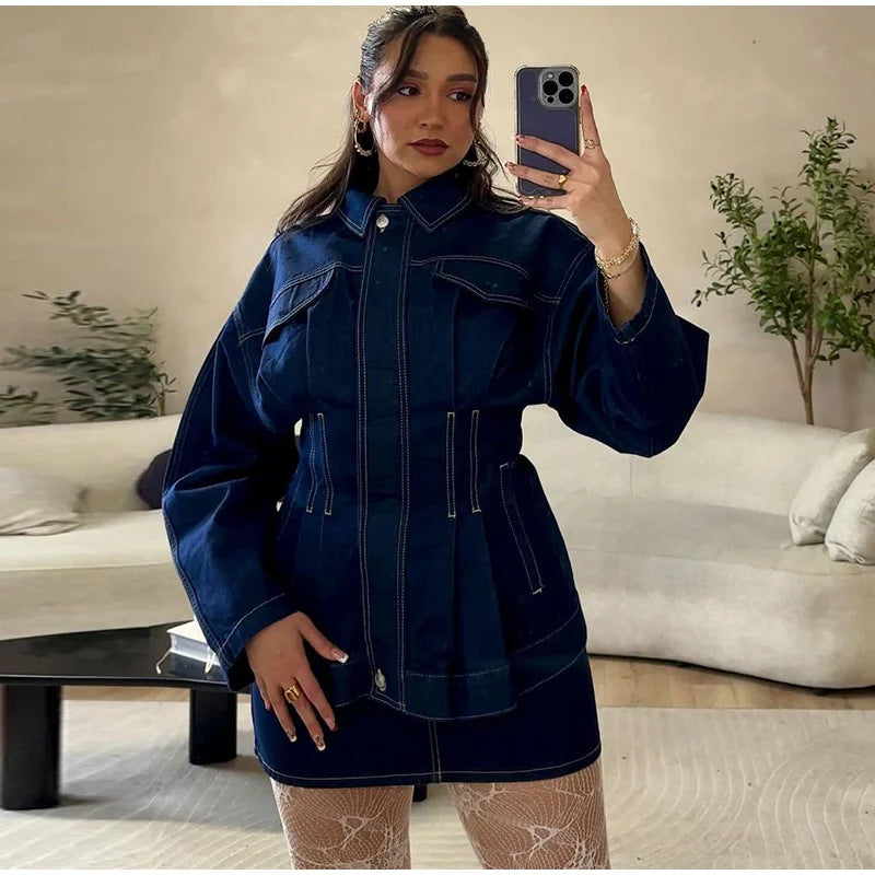Veste en jean stylée pour femmes avec des manches larges et un design ajusté Chic & Stil
