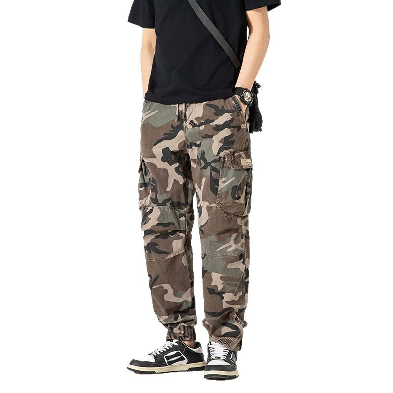 Men's cargo pants with functional pockets and a relaxed fit Lune London