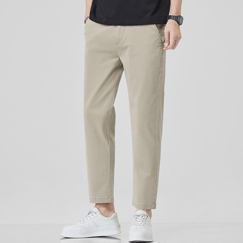 Men's chino pants with a relaxed fit and practical side pockets Lune London
