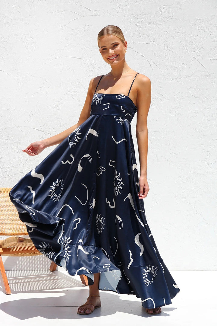 Ladies Elegant Maxi Dress with Airy Chic Silhouette