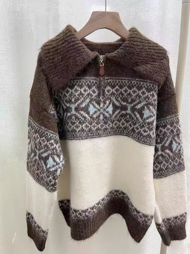 Pull en tricot pour femmes avec un motif norvégien élaboré Chic & Stil