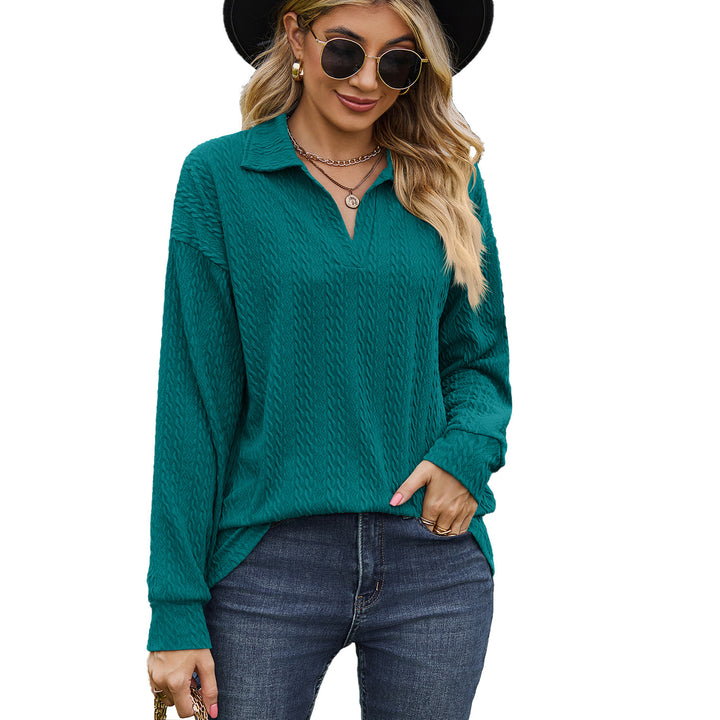 Casual women's sweater with textured cable pattern Lune London