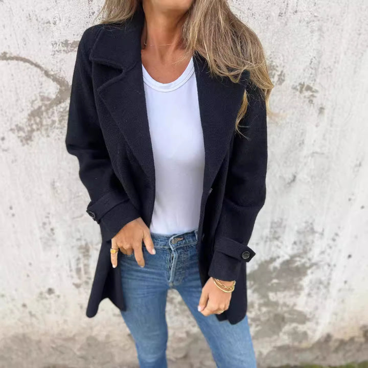 Veste bouclée élégante pour femmes avec double boutonnage Chic & Stil