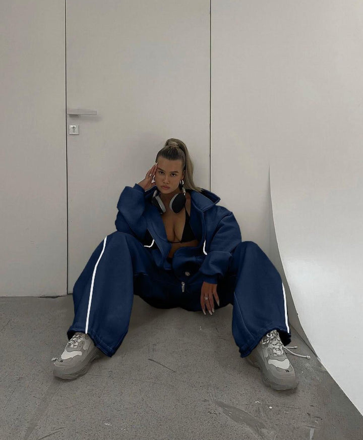 Oversized sports jacket set for women and wide jogger pants Lune London