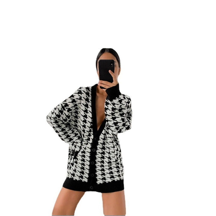 Women's chunky knit cardigan with modern check pattern and large buttons Chic and style