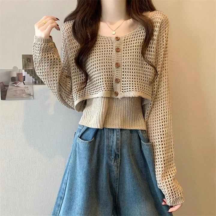 Ladies casual knit cardigan with mesh pattern and button closure Lune London
