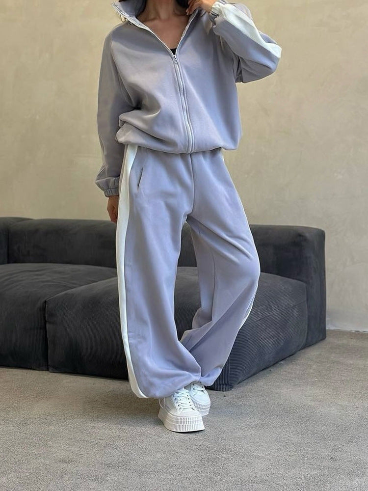 Women Sport Fleece Jogging Set with Practical Pockets and Full Zip Lune London