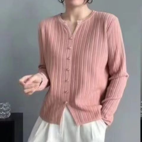 Fine knit blouse for women with button placket Lune London