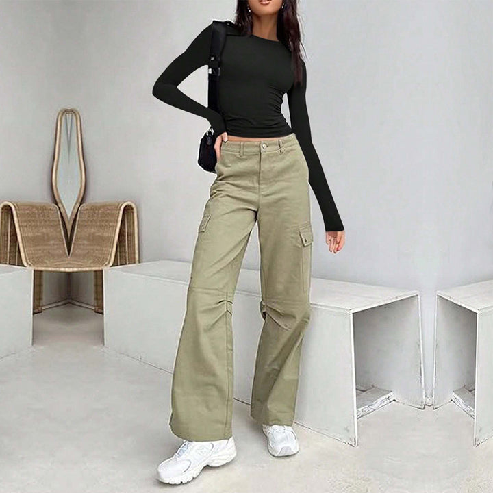Chemise basique à manches longues pour femmes avec un élégant col rond Chic & Stil