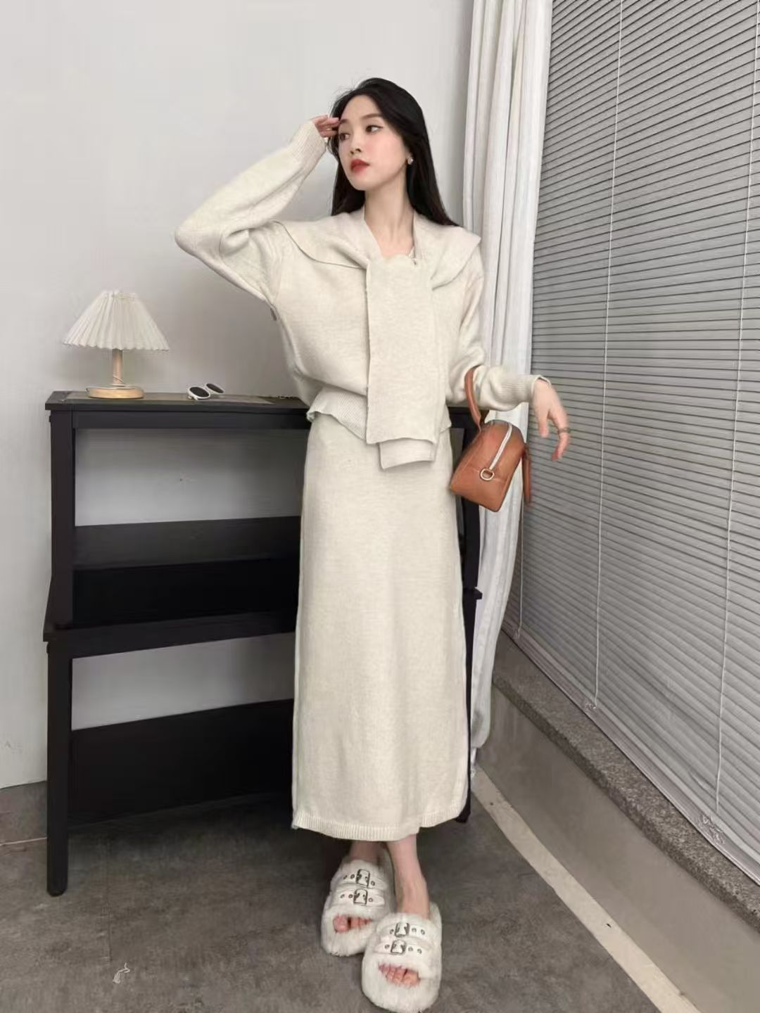 Ensemble en tricot pour femmes avec col tendance et silhouette élégante Chic & Stil