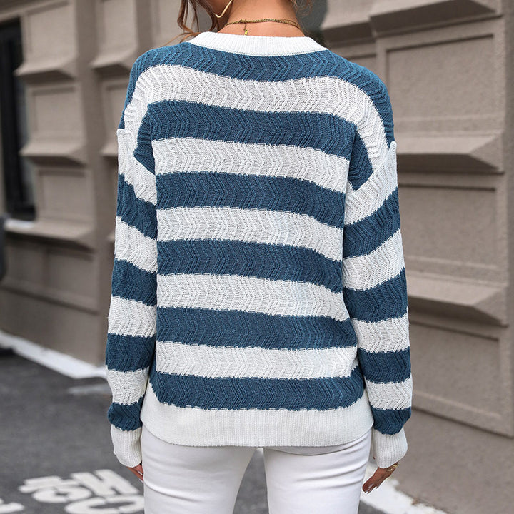 Knitted wave pattern sweater for women with voluminous sleeves Lune London