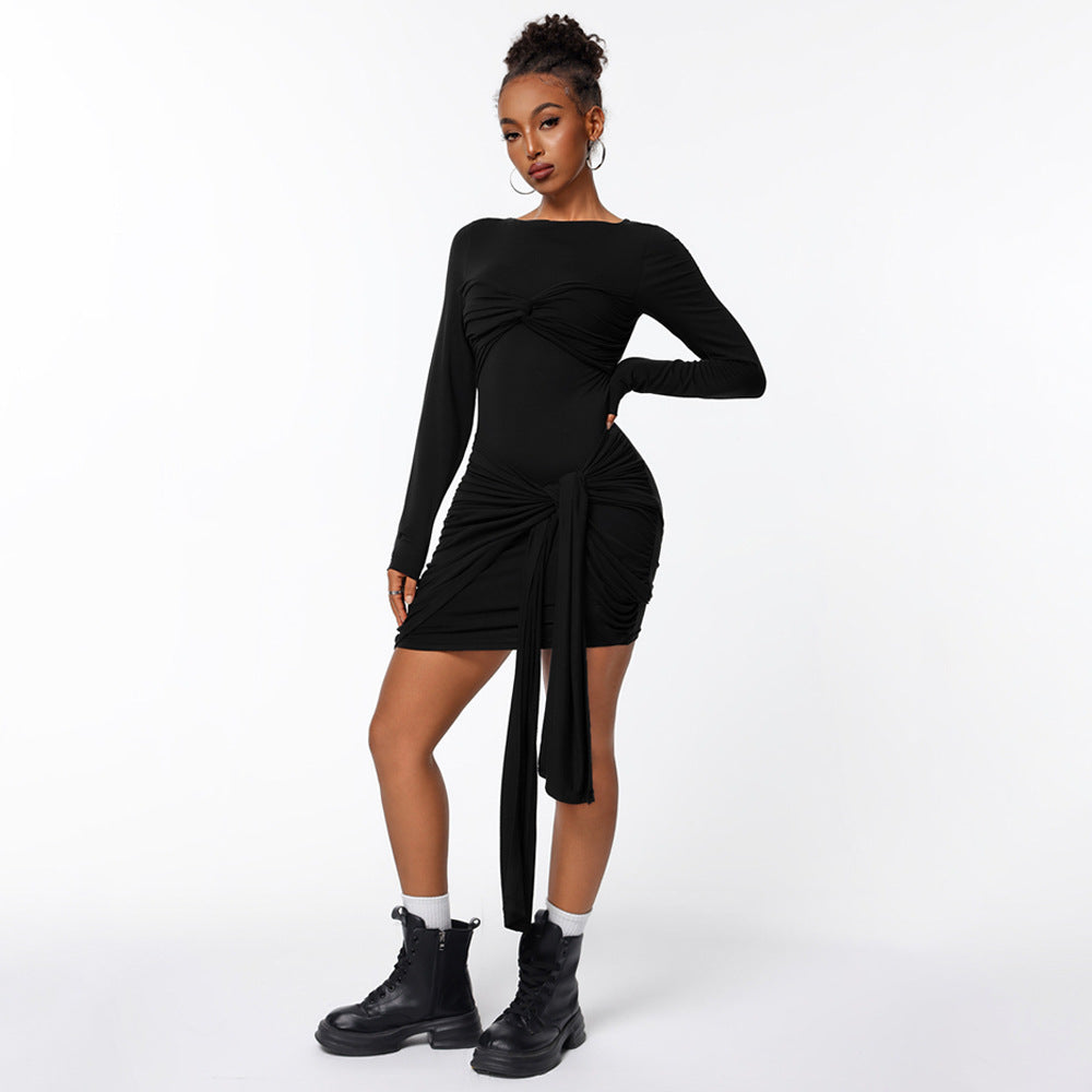 Robe portefeuille ajustée pour femmes avec manches longues et effet de gathering sur le côté Chic & Stil