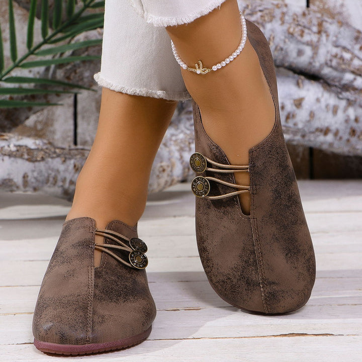 Classic Ladies Chic Sandals and Style