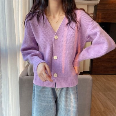 Women casual cardigan with V-neck and large buttons Lune London
