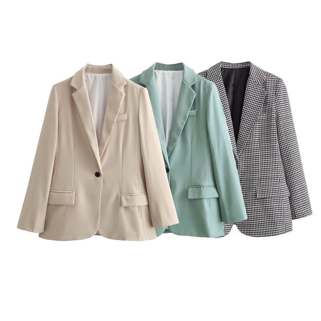 Elegant blazer jacket for women with a modern cut and practical pockets Lune London