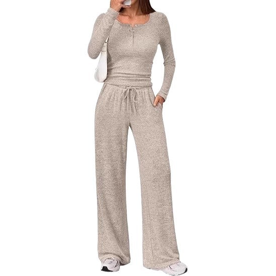 Women's loungewear set with a long sleeve top and wide pants Lune London