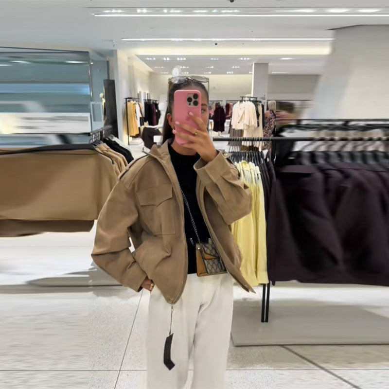 Casual suede jacket for women with practical pockets and modern fit Lune London