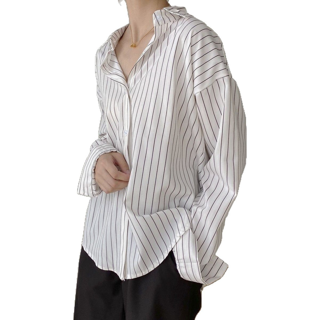 Blouse classique pour femmes avec fines rayures Chic & Stil