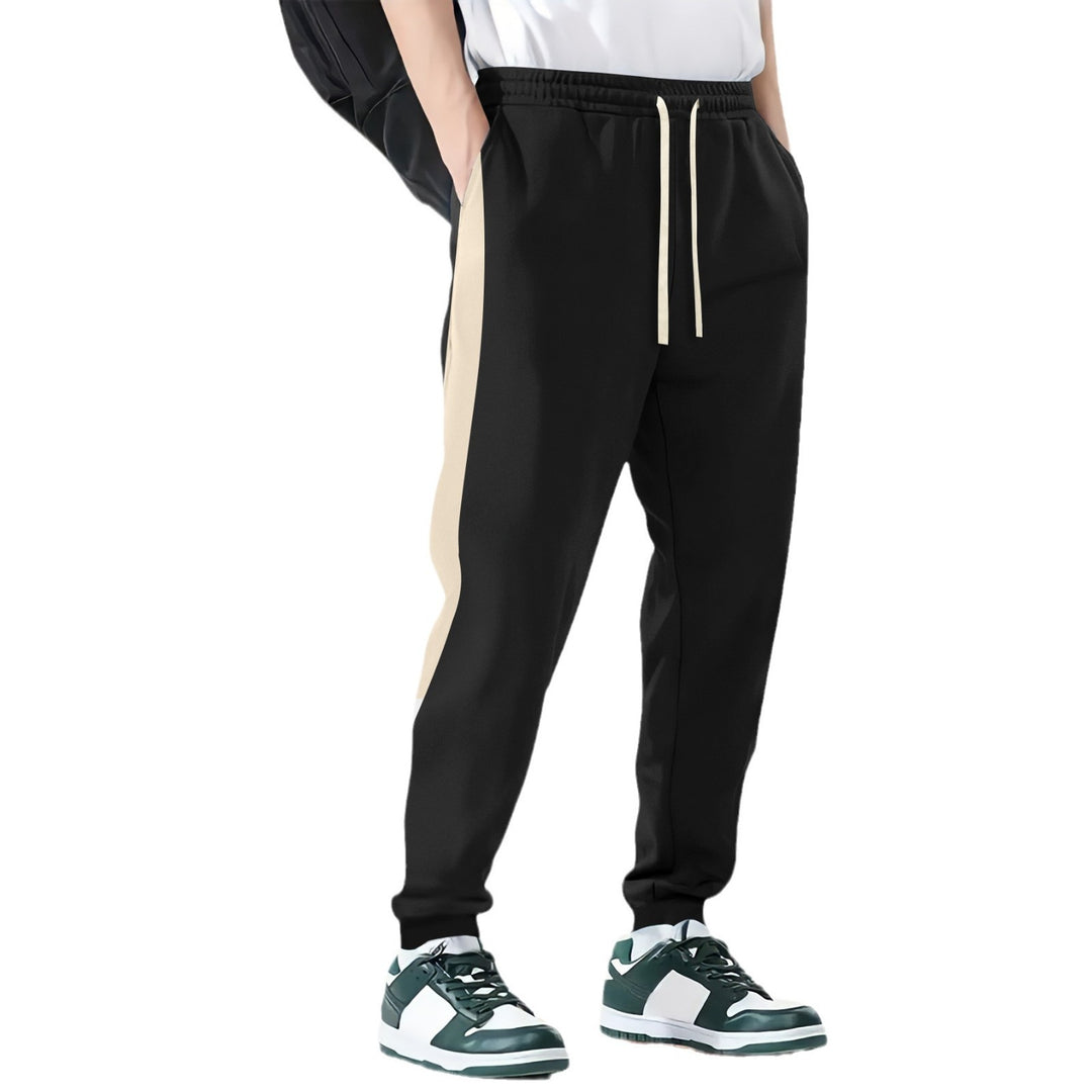 Men's leisure sports pants with contrasting stripes on the sides Lune London