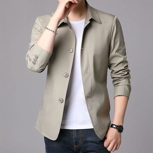Casual transitional jacket for men with a modern fit and practical pockets Lune London
