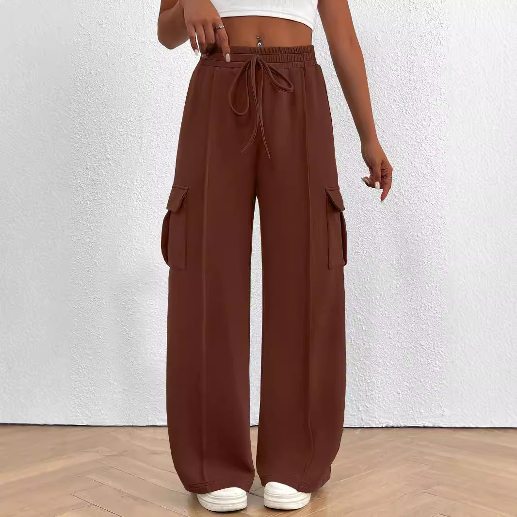 Cargo pants for women with a relaxed fit, elastic waist, and practical pockets Lune London