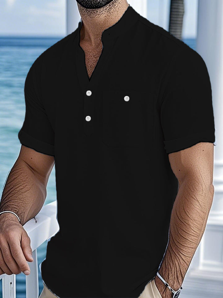 Casual short-sleeve shirt for men with button closure Lune London