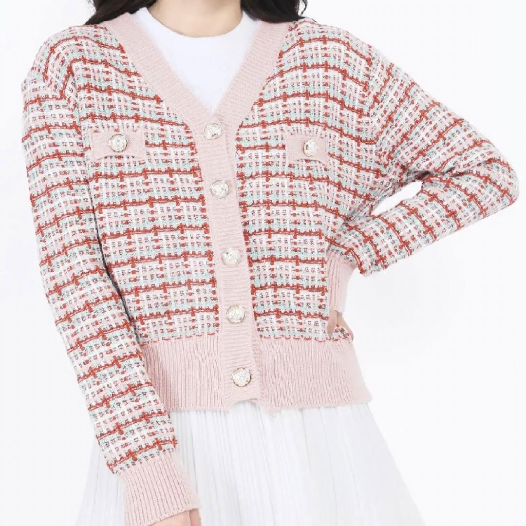 Fashion knit cardigan for ladies with a colorful pattern and a chic button placket