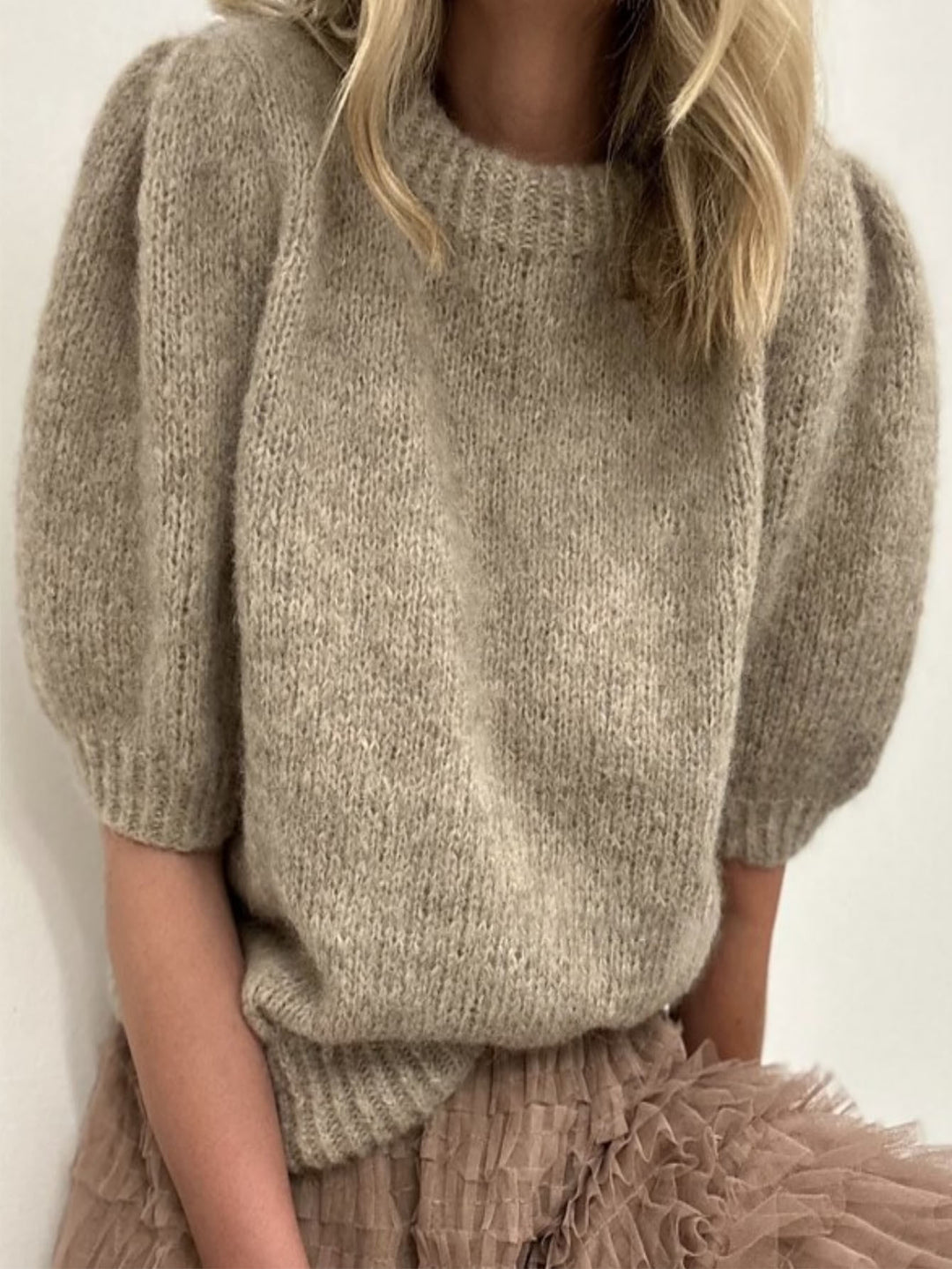 Soft knit pullover with puff sleeves for women Lune London