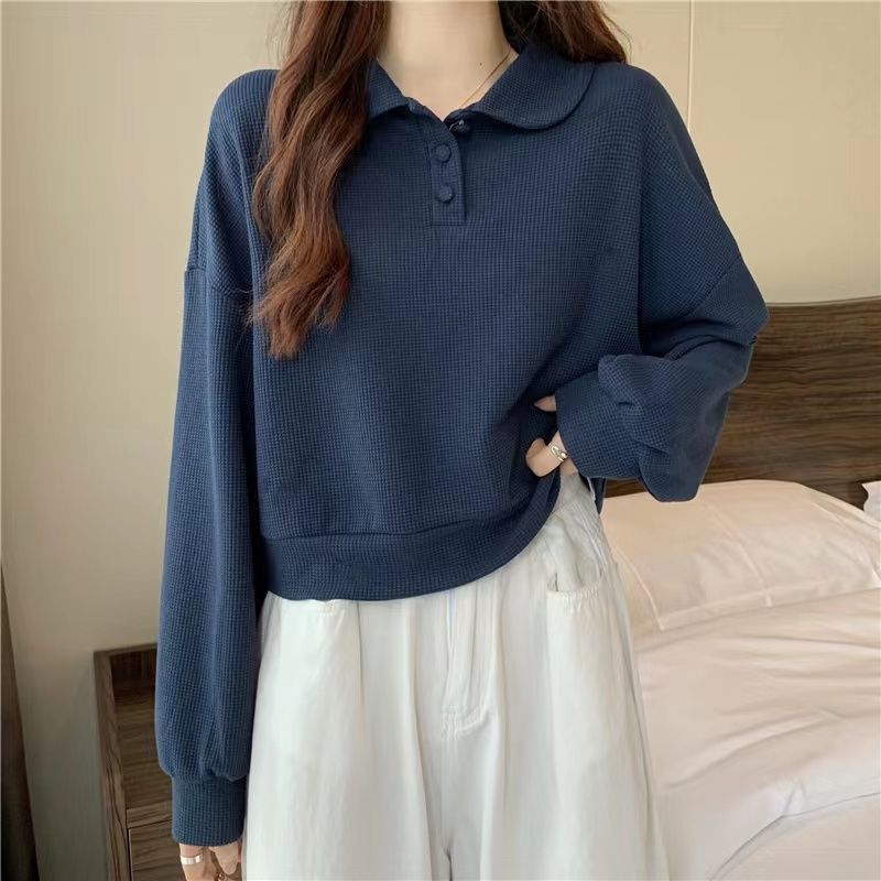 Pull polo décontracté pour femmes avec détails de boutons Chic & Stil