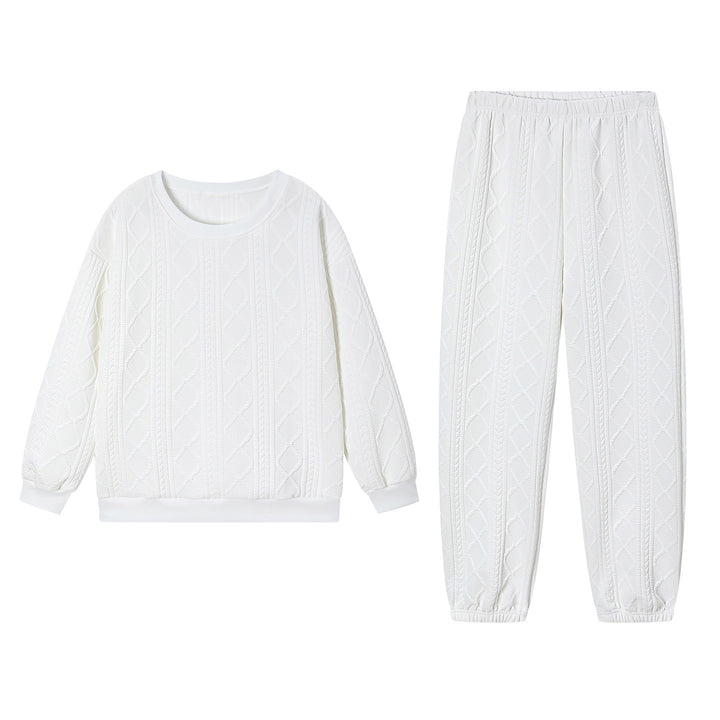 Chic and Style women's knit lounge set