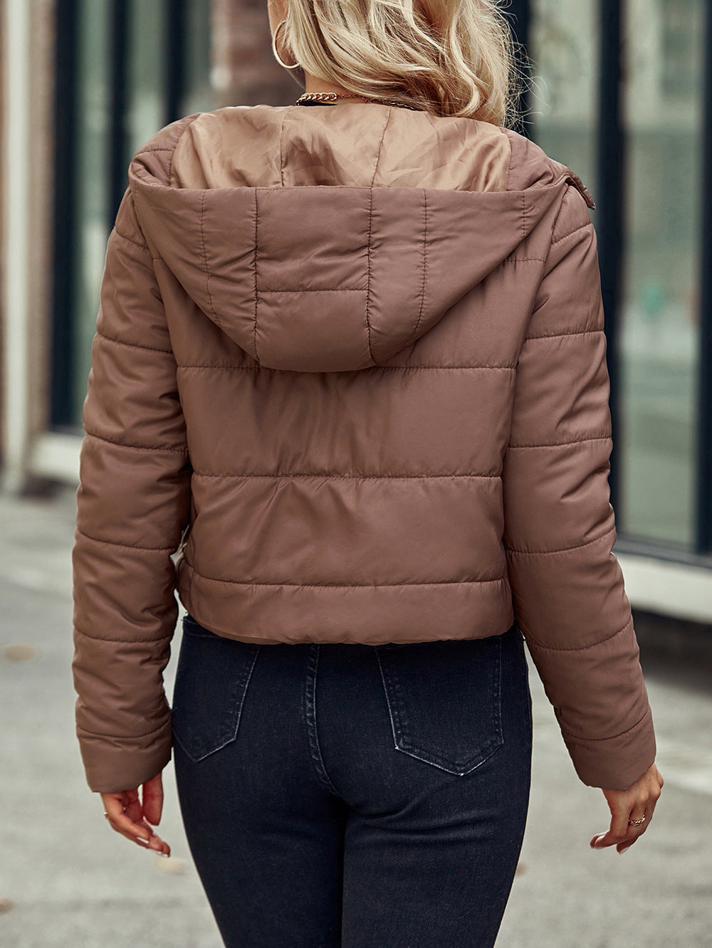 Casual quilted jacket for women with adjustable waist and hood Chic and Style
