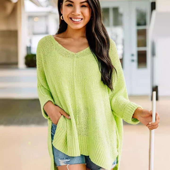 Casual knit sweater for women with side pockets and loose fit Lune London