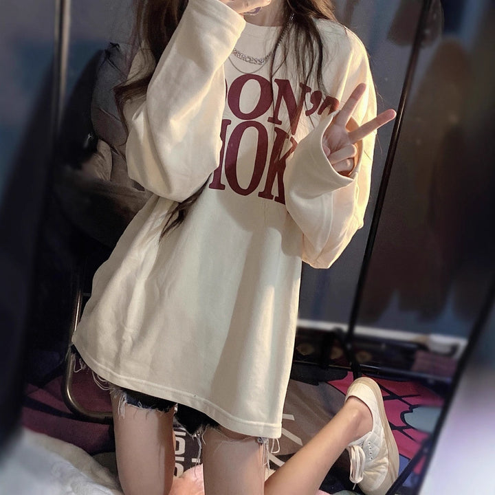 Women's casual oversized shirt with creative lettering Chic & Stil