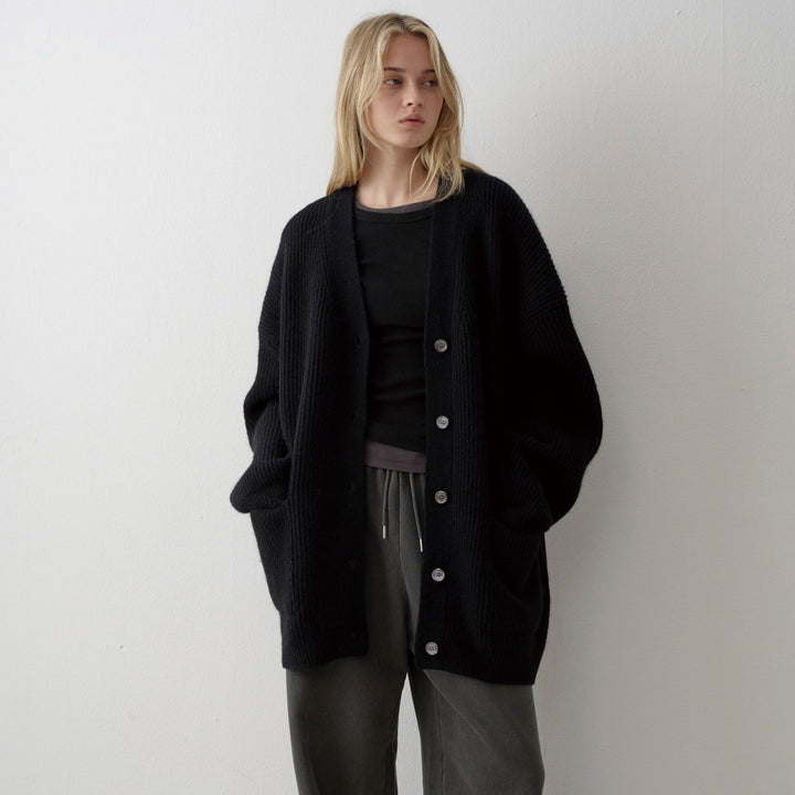 Cardigan en tricot épais pour femmes avec des manches surdimensionnées Chic & Stil