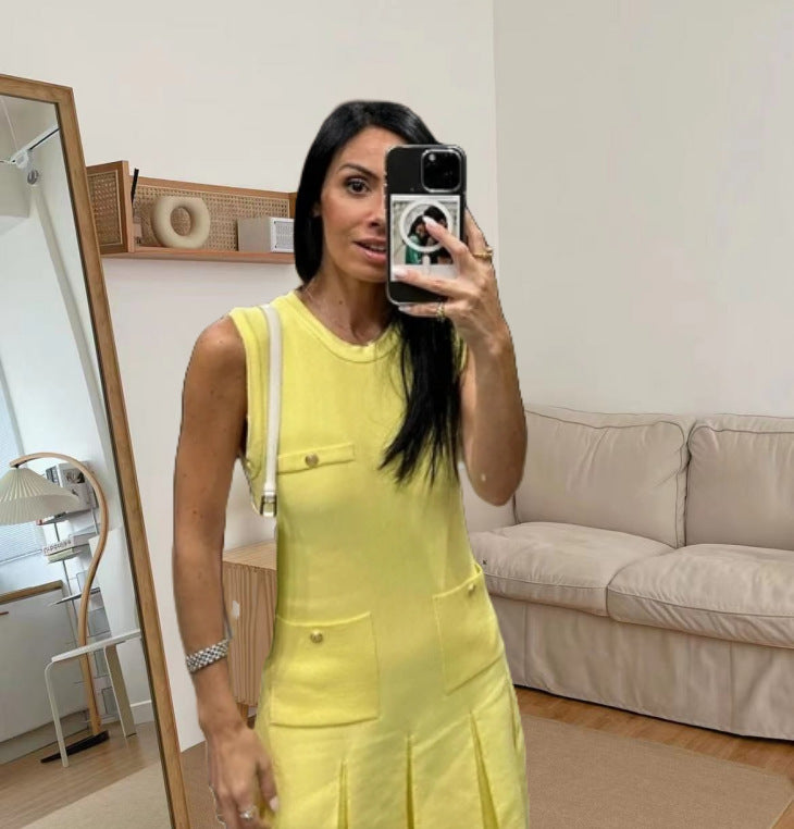 Short sleeve button dress for ladies with patch pockets Lune London