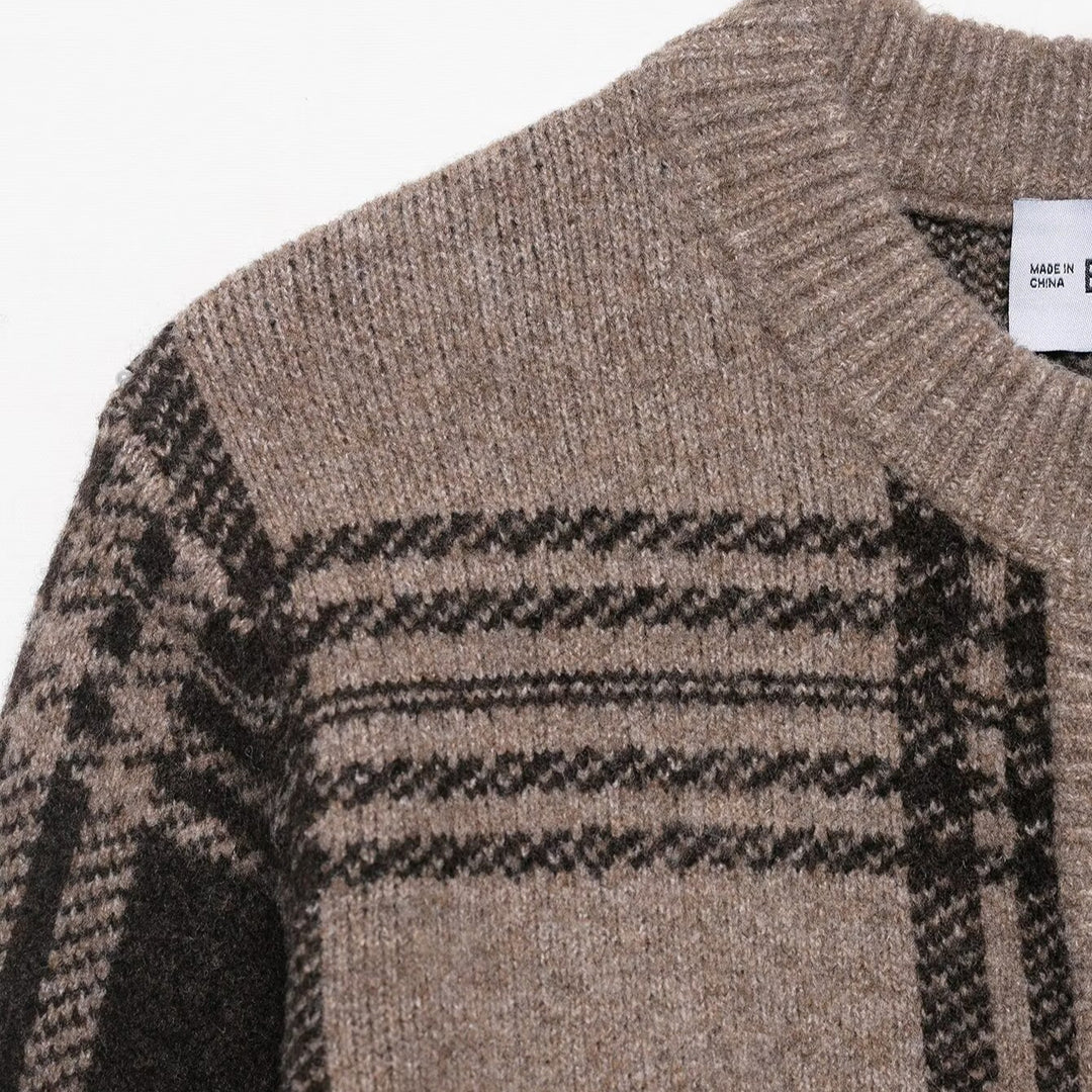 Plaid knit jacket for ladies with button placket Lune London