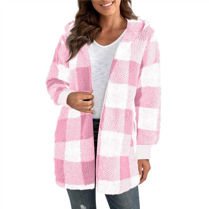 Ladies comfortable tartan jacket Lune London
