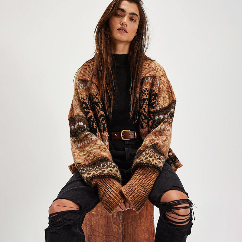 Thick knit jacket for women with a trendy Norwegian pattern and a chic casual fit Lune London