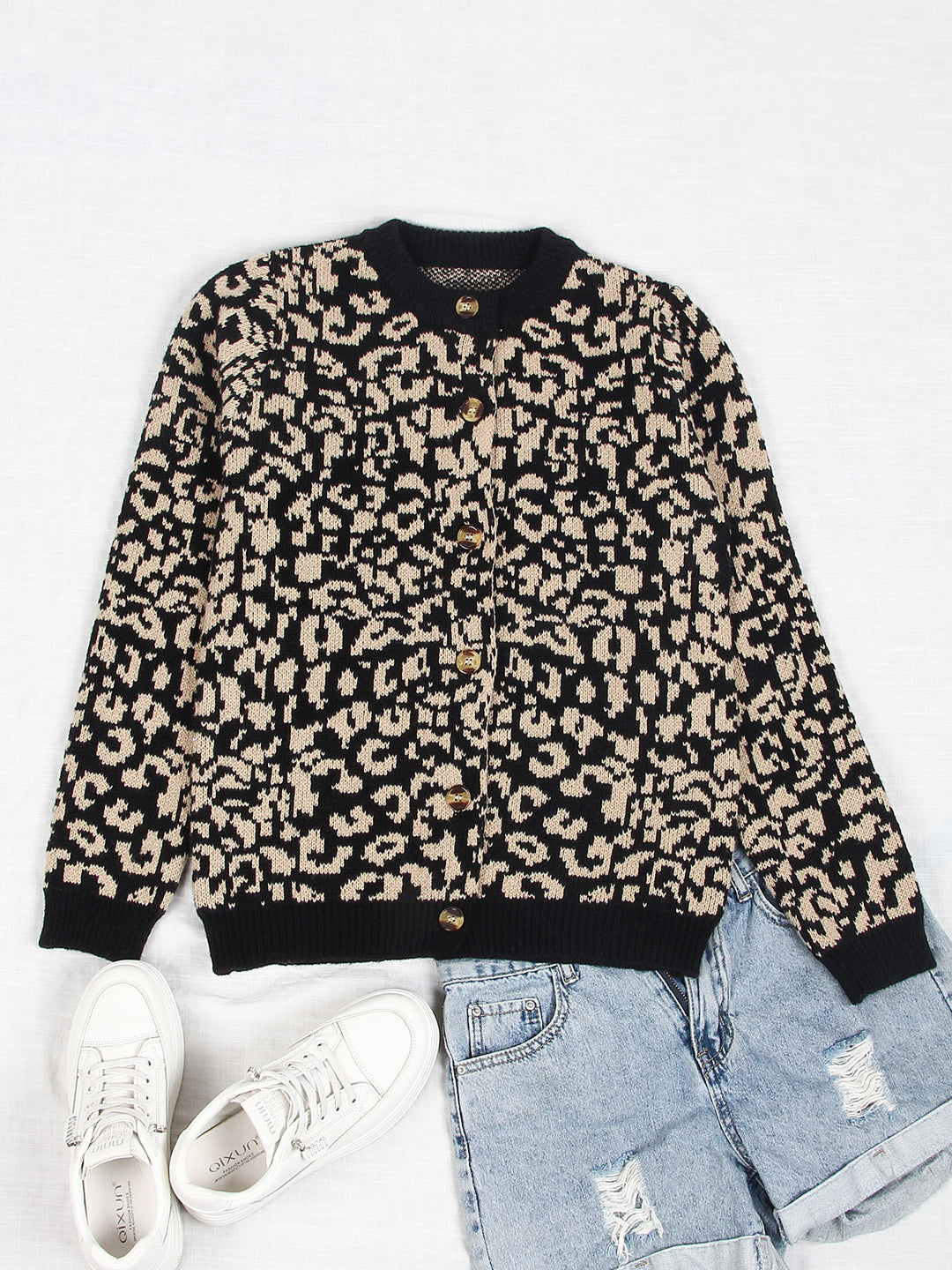 Women’s Casual Animal Prints Sweater Chic & Stil