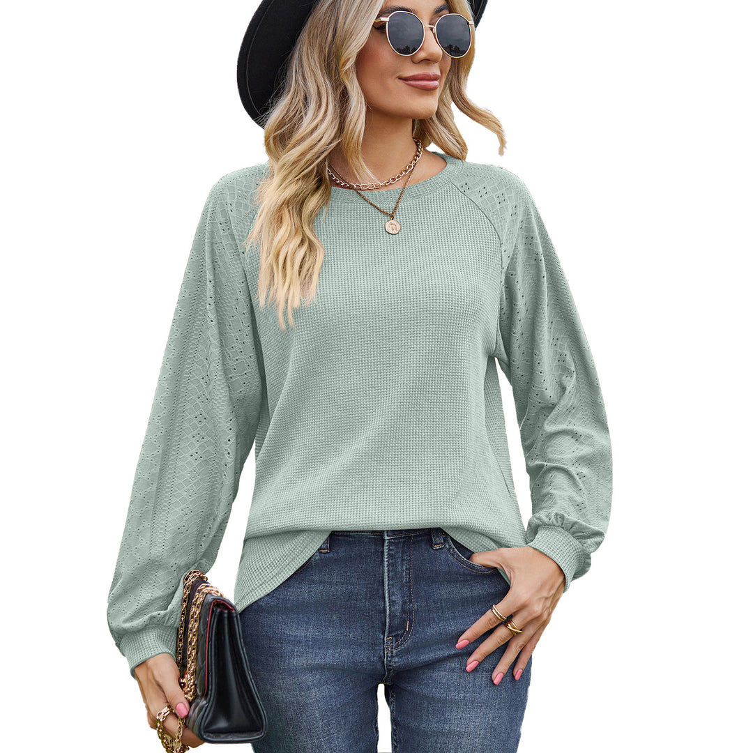 Casual sweater for women with trendy knit details Lune London